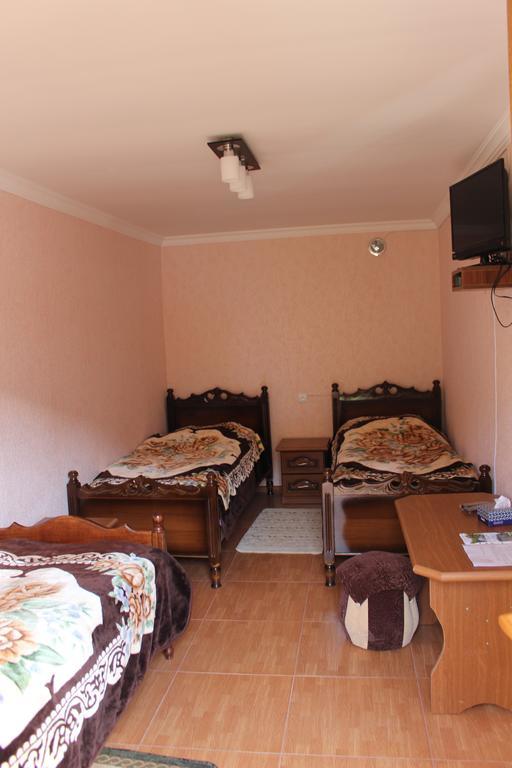 Tatev 1 Bed And Breakfast Esterno foto